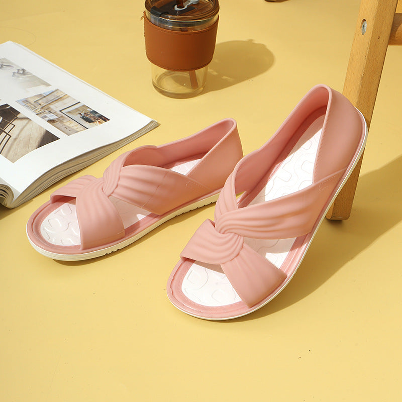 【Cumpără 1 primești 1 gratis】【36-41】Sandale plate cu curele încrucișate ușoare pentru damă - pantofi casual de vară cu design decupat
